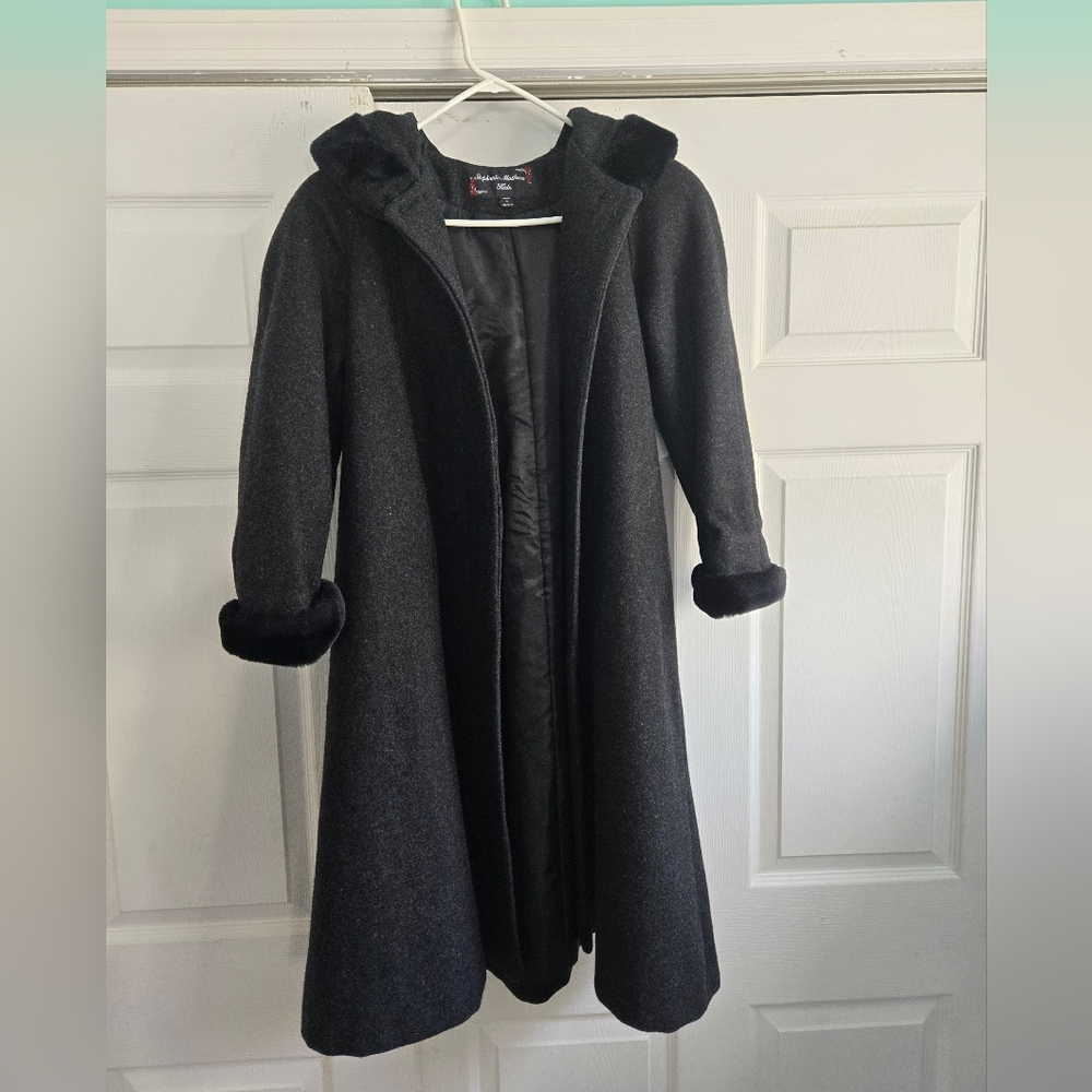 Stephanie Matthews Kids Size 10 MX#440 RN 77539 Black Wool Coat BARELY WORN